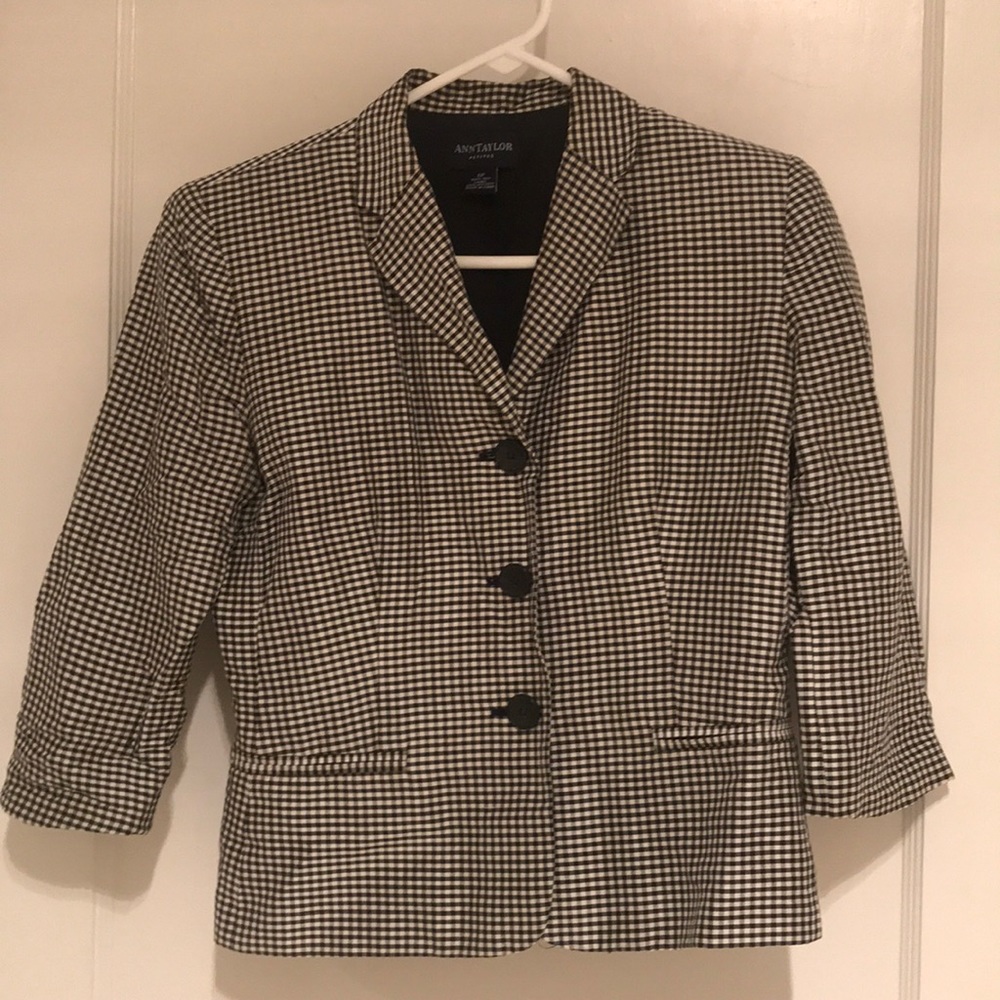 Ann Taylor capri set